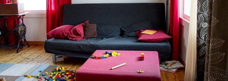 Etsinnässä unelmien nahkasohva