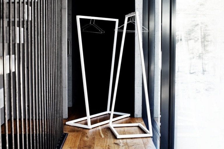 Lume-vaaterekki edullisesti pukinkonttiin