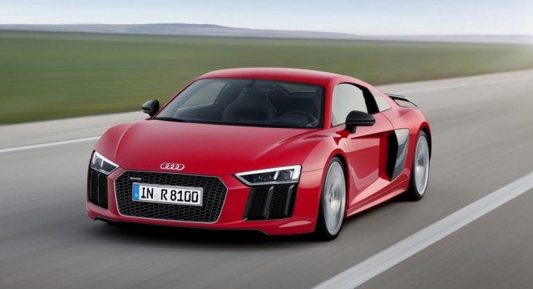 Uusi Audi R8 V10 Plus on kevyempi, tehokkaampi ja nopeampi.