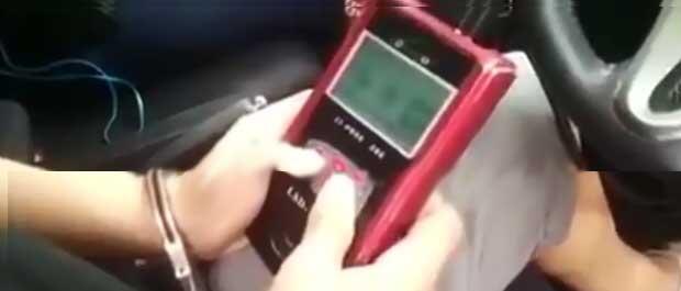 Näin uudenkin auton ajonestolaite ohitetaan minuutissa