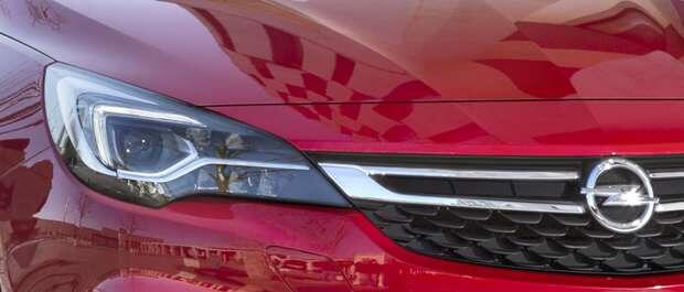 Täysin uudistuneessa Opel Astrassa on enää samaa vain nimi
