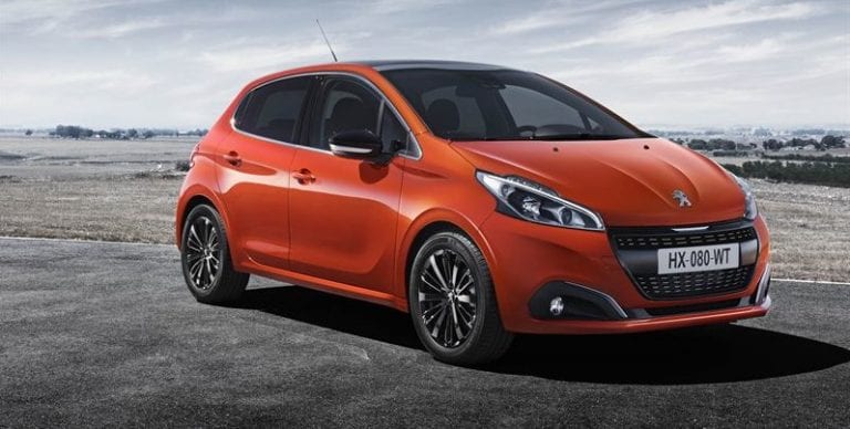 Uusi Peugeot 208 murskaa luokkansa kulutusennätykset