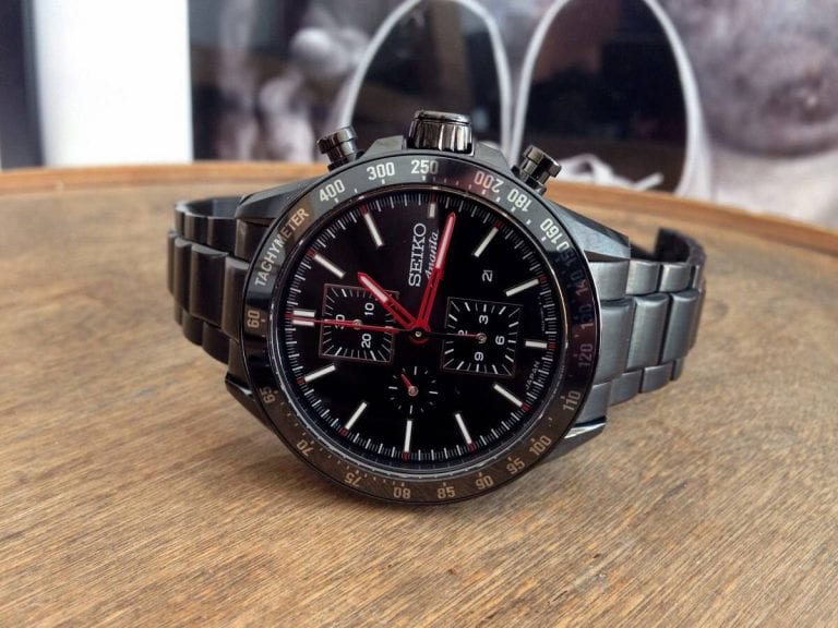 Kellokonttorin helmi: Seiko Ananta Urushi Chrono