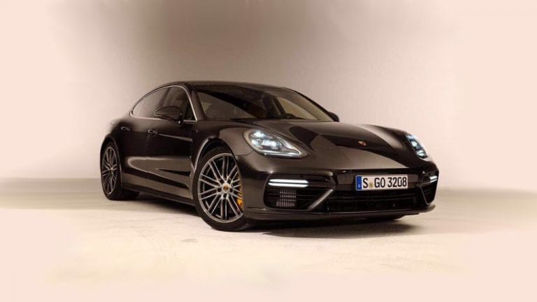 Uuden Porsche Panameran kuvat vuosivat julkisuuteen – tässä on maailman nopein luksussedan
