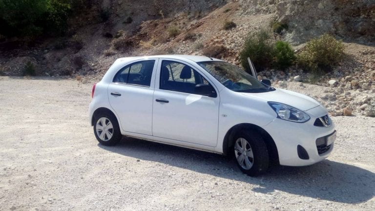 Toimittajan autolomat – Lefkas, Kreikka