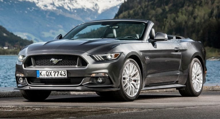 Ekoauto vai ei – Ford osallistuu taloudellisuusajoon viisilitraisella V8-Mustangilla