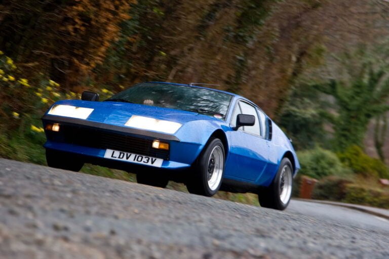 Alpine A310 on unohdettu ranskalainen urheiluauto