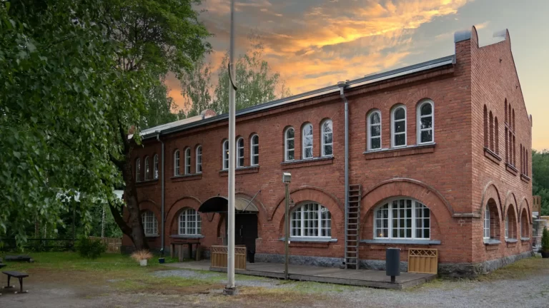 Aika tyylikäs -venetsialaisilta Nokialla 26.8.2022 kello 18