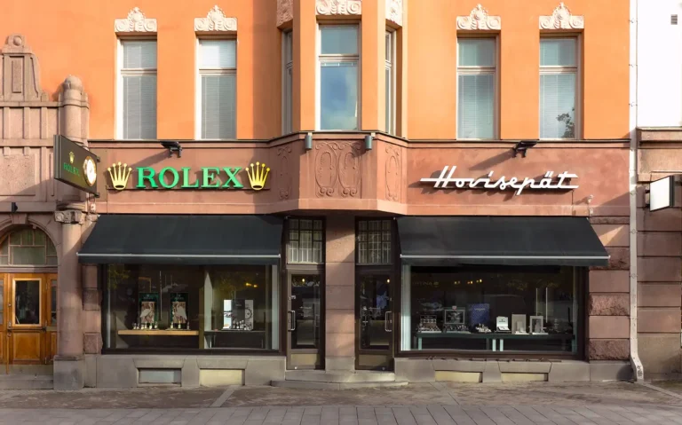 Miksi Hovisepät on Suomen paras kellokauppa?