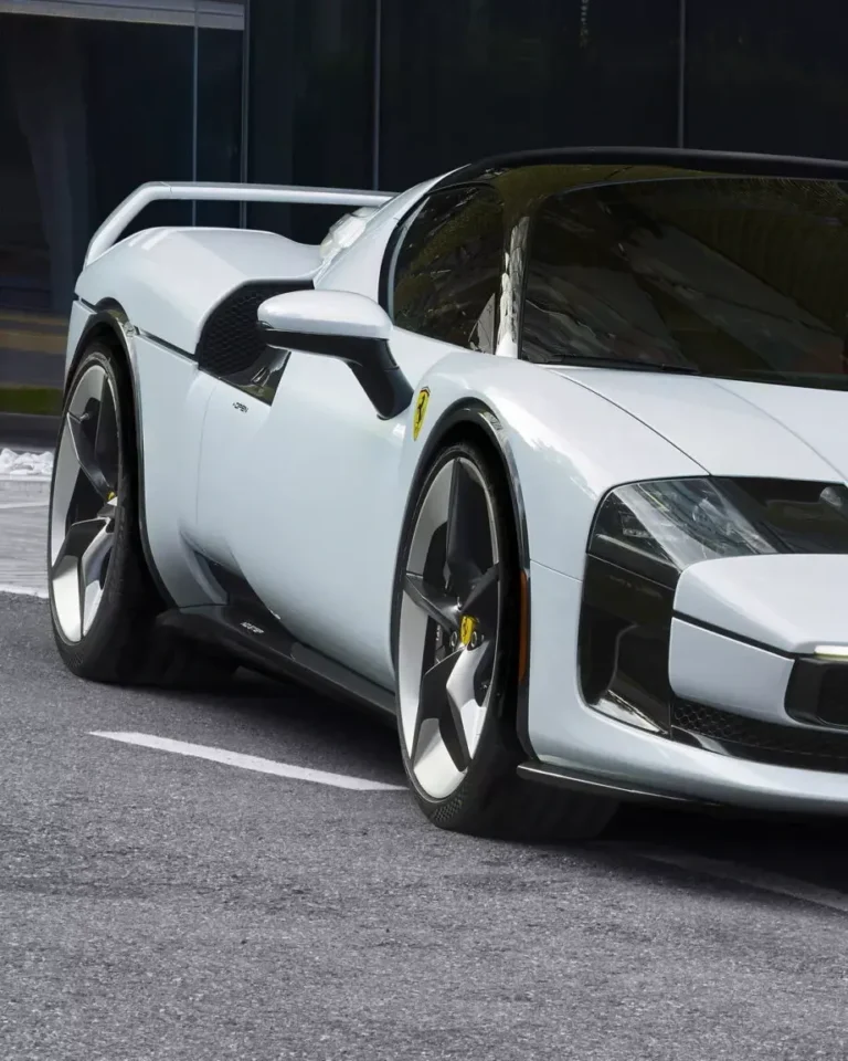 Ferrari teki uuden yksittäiskappaleen – SC40 toimii kunnianosoituksena legendaariselle F40:lle