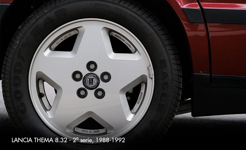 Lancia Thema 8·32