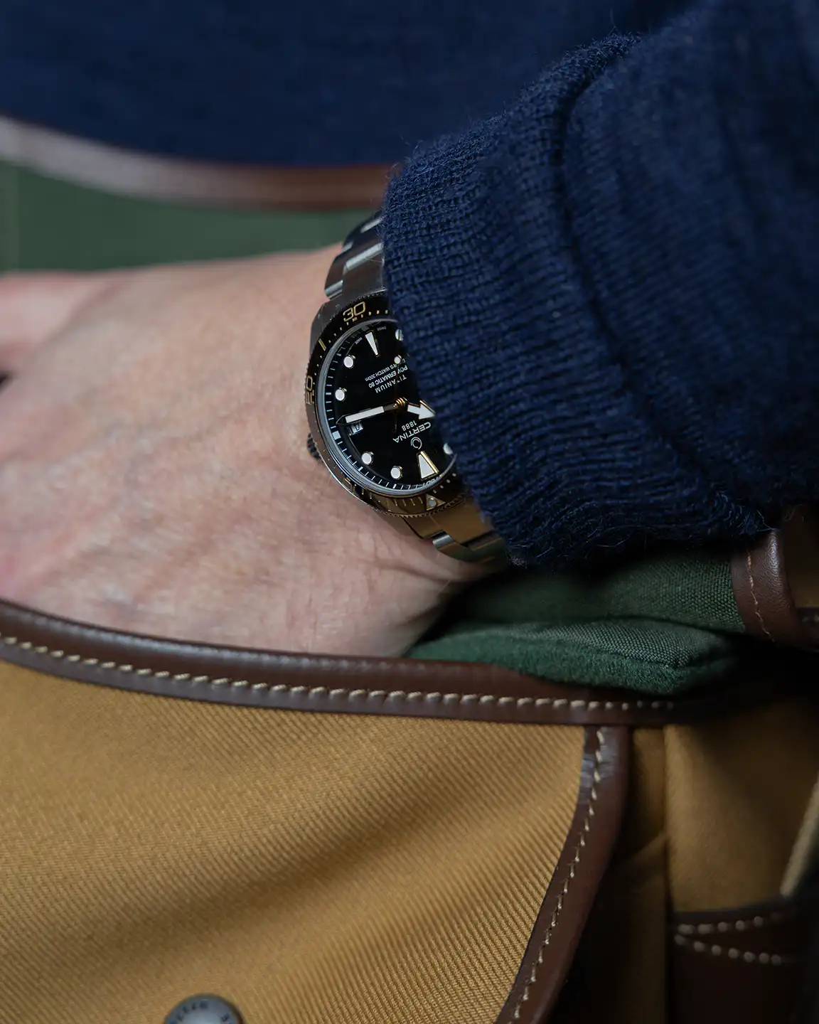 Certina DS Action Diver 38 Powermatic 80 Titanium istuu kivasti ranteeseen.