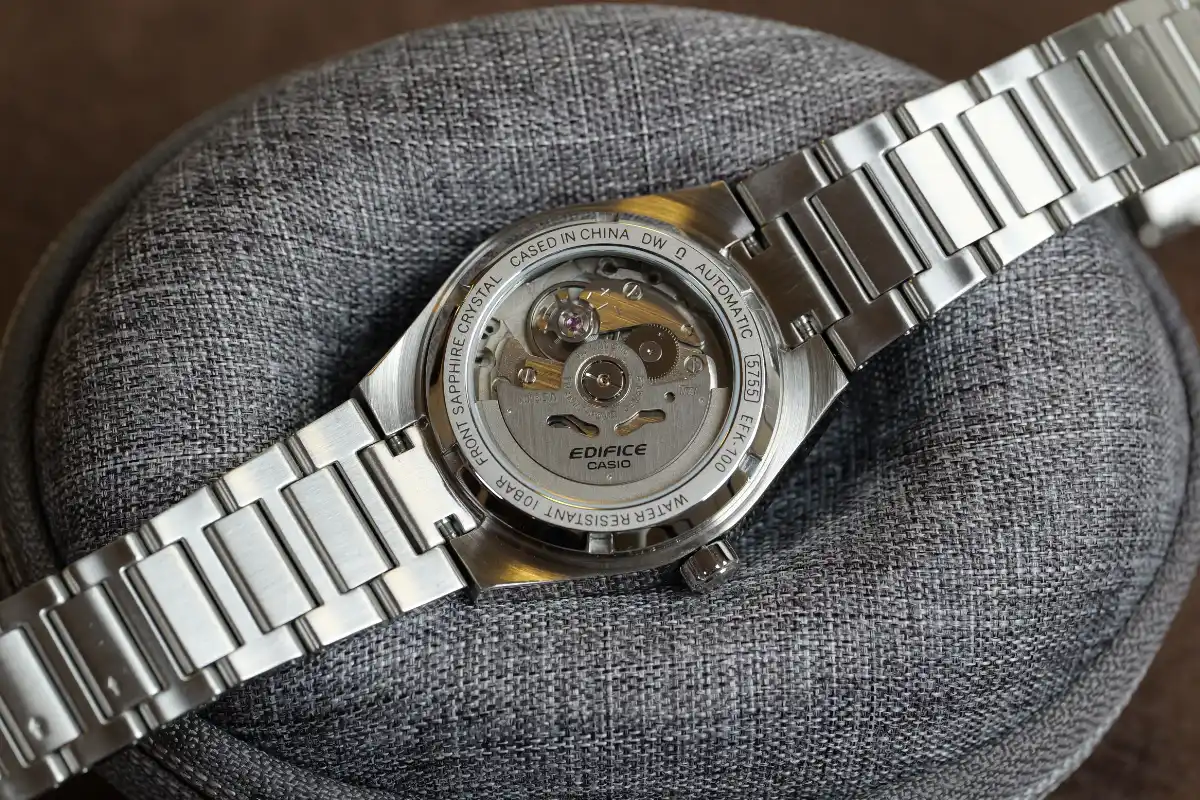 Casio EFK-100 automaattikoneisto