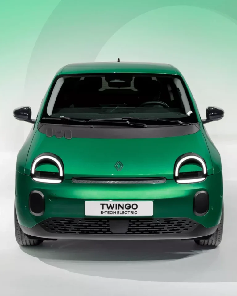 Onko tässä vuoden piristävin autouutuus – uusi Renault Twingo yhdistää retrotyylin sähkötekniikkaan