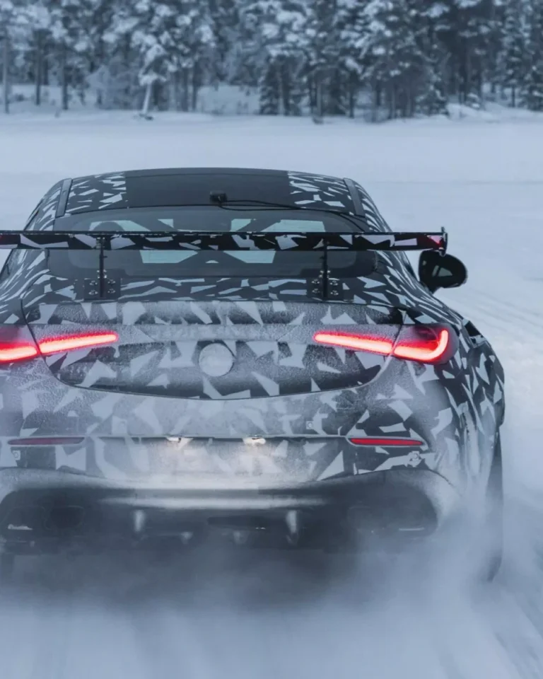 Mercedes-AMG esittelee pian upouudella V8:lla varustetun CLE Coupén erikoismallin – samaa voimanlähdettä hyödynnetään monissa muissakin Mersuissa