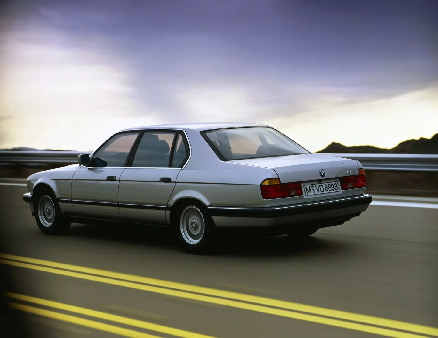 BMW 7-sarja E32