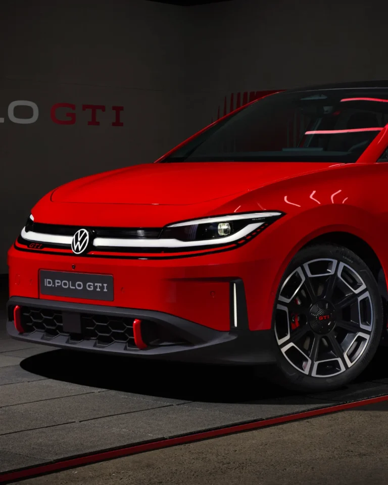 Täysverinen ja -sähköinen GTI