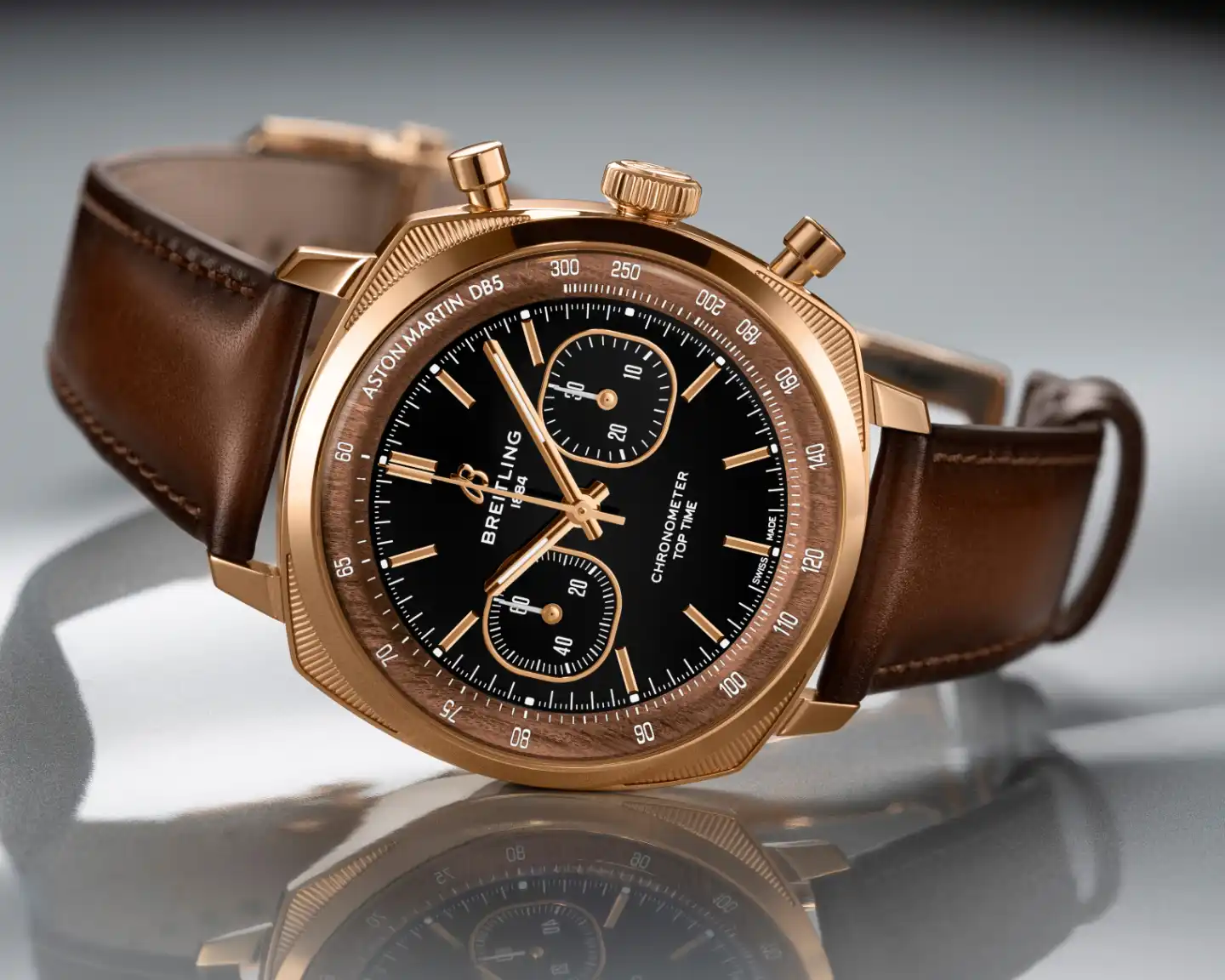 Breitling Top Time B01 Chronograph 41 Tribute to Aston Martin DB5. Ref. RB0178131B1X1
