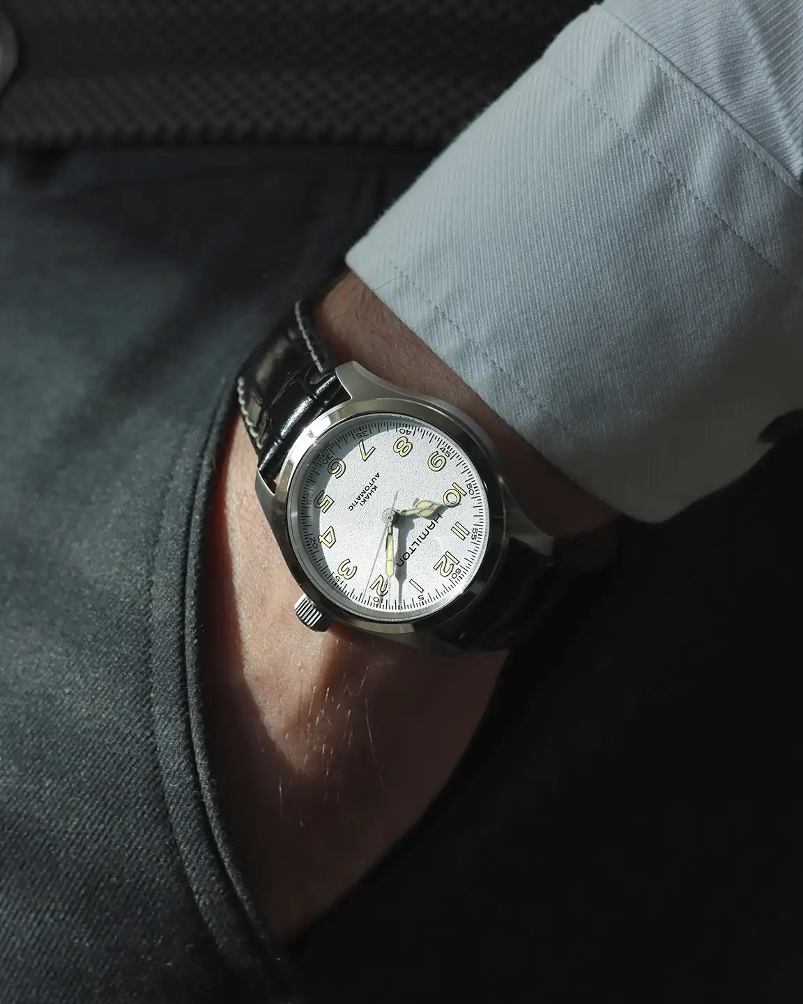 Vaaleatauluinen Hamilton Khaki Field Murph H70405710
