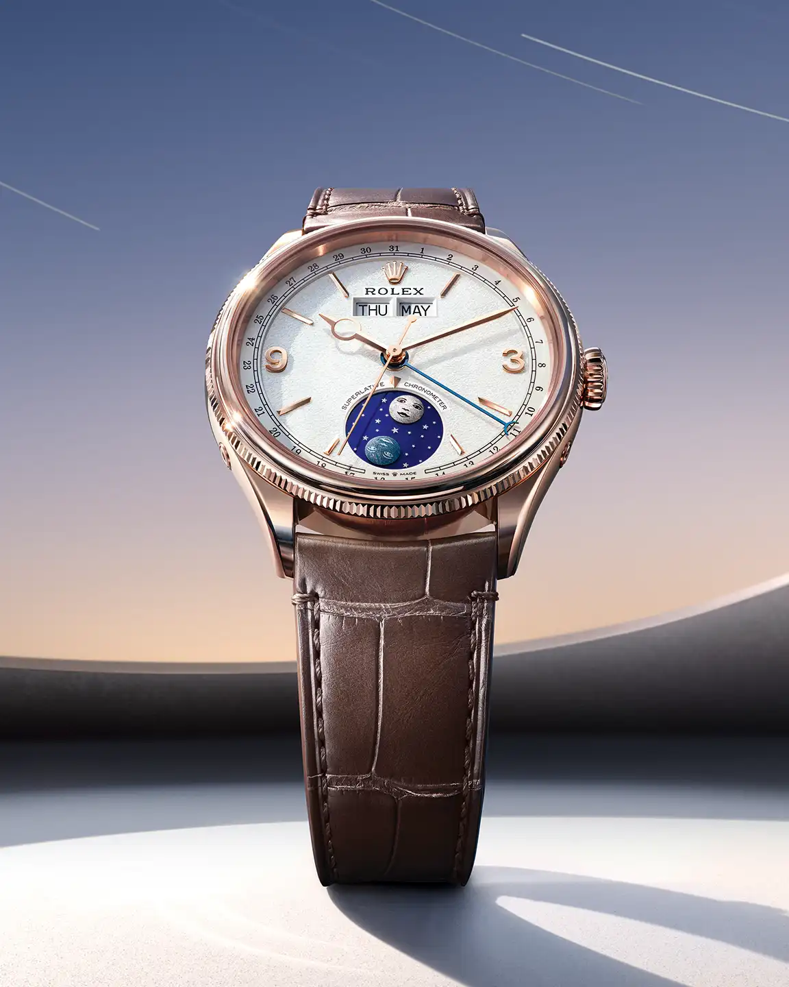 Rolex Perpetual Padellone 18 karaatin Everose-kultakuorella ja nahkarannekkeella.