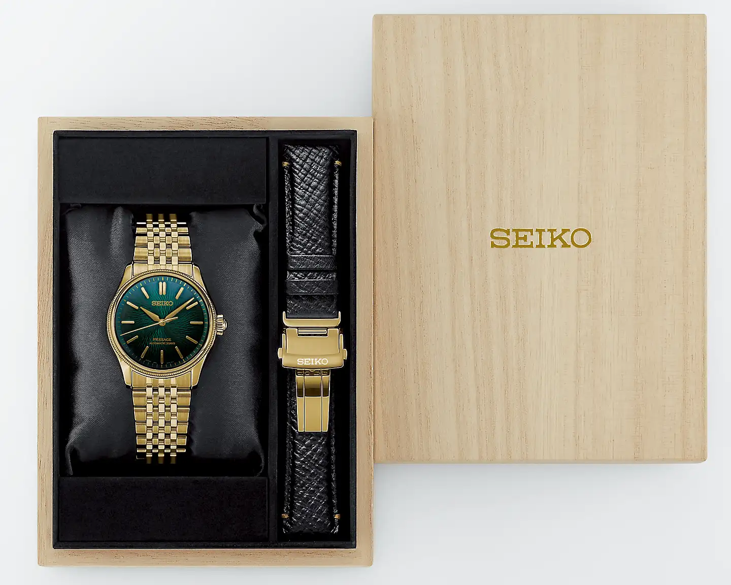 Seiko Presage TRADMAN’S BONSAI HCC009J1 toimitetaan puisessa rasiassa.