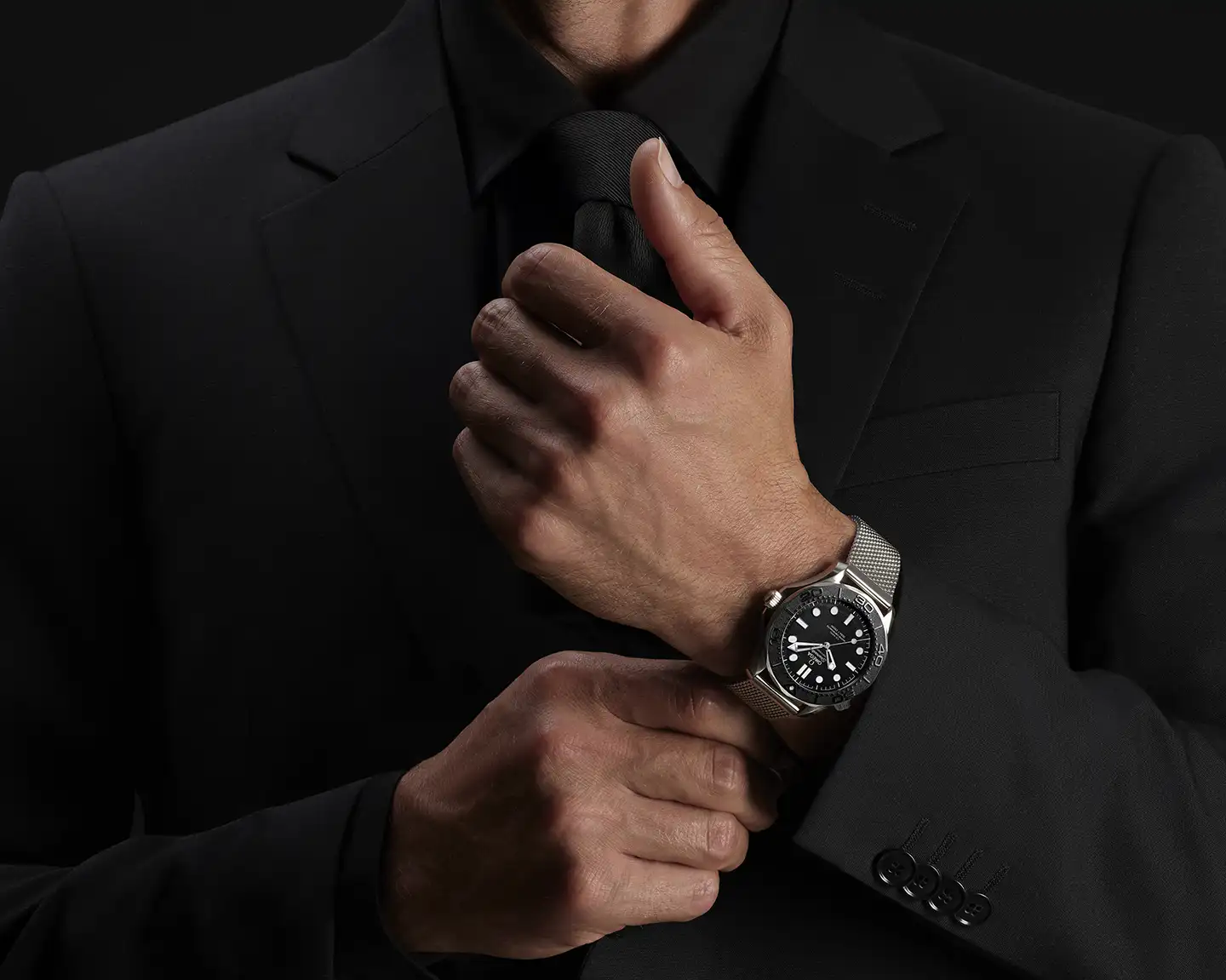 Omega Seamaster Diver 300M Spectre Edition.