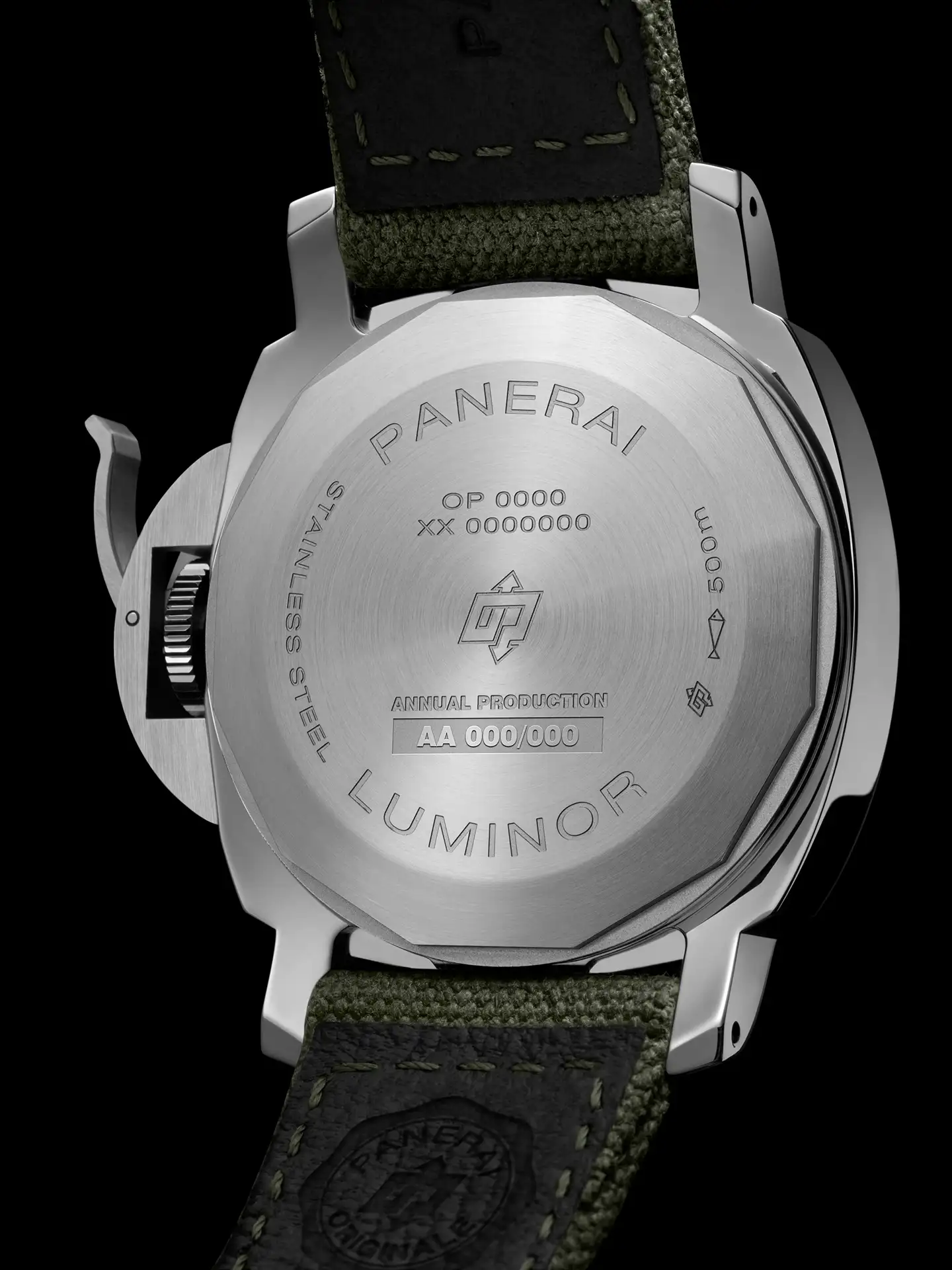 Panerai Luminor 42 millimetrin koossa - terästakakansi.