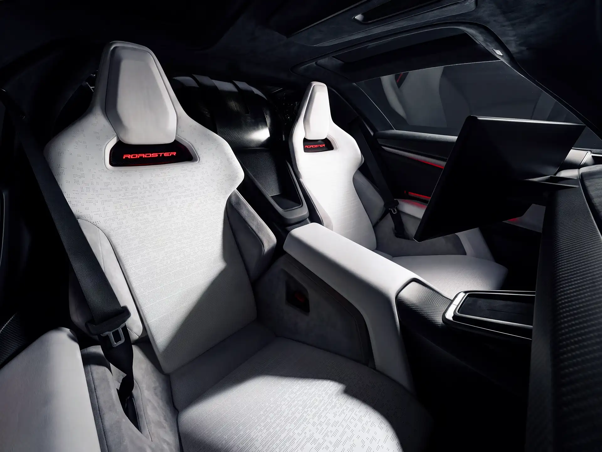 Tesla Roadster sisältä.
